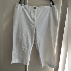 Land’s End women’s white shorts, size: 22WP (women’s petite). Gently used.